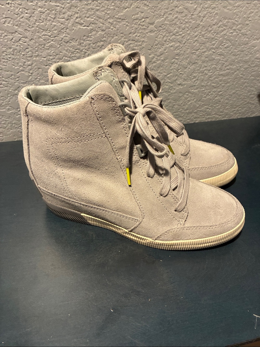 Sorel Out N About Dove Quarry Wedge Sneakers Ankle Bootie Boots Shoes 8.5 NEW